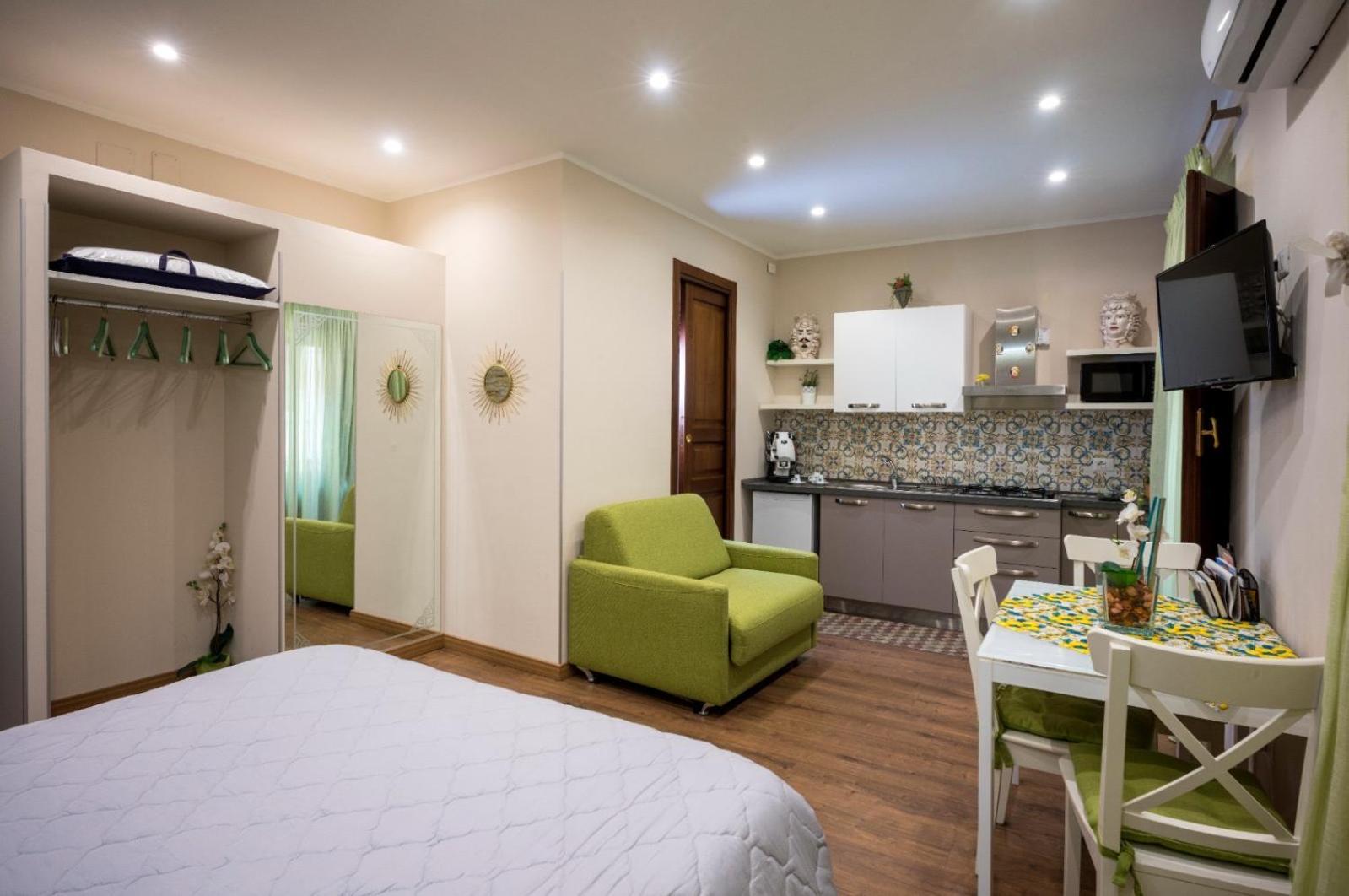 Taozen Apartments Taormine Extérieur photo